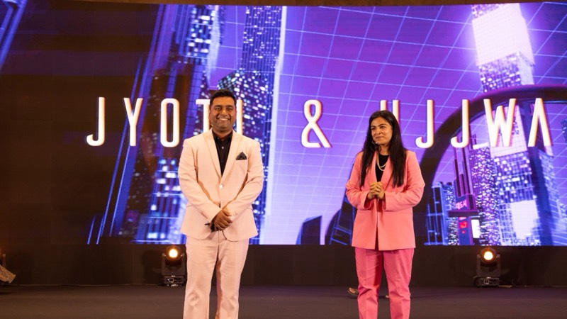 Ujjwal Abhishek and Dr. Jyoti on stage
